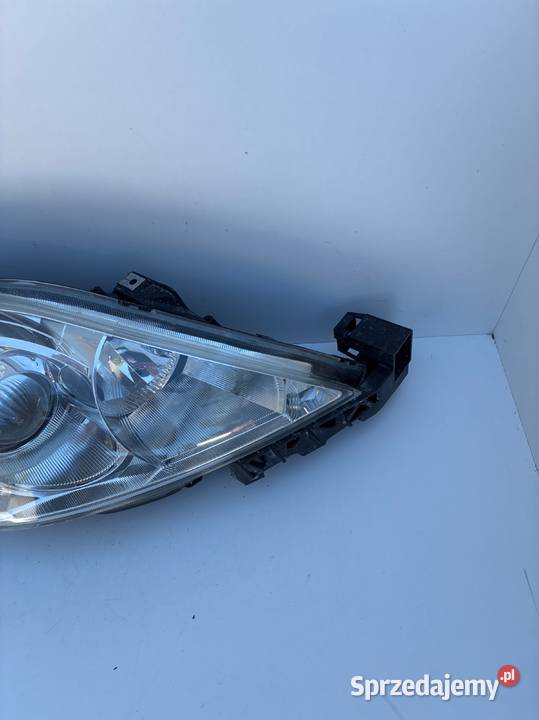 Mazda 5 P4998R K2442 C23551030 LAMPA PRZÓD Lampy przednie Słowikowo