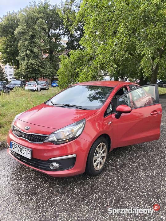 Samochód Kia Rio 12 Sedan 2015 r mały przebieg Szczecin sprzedam