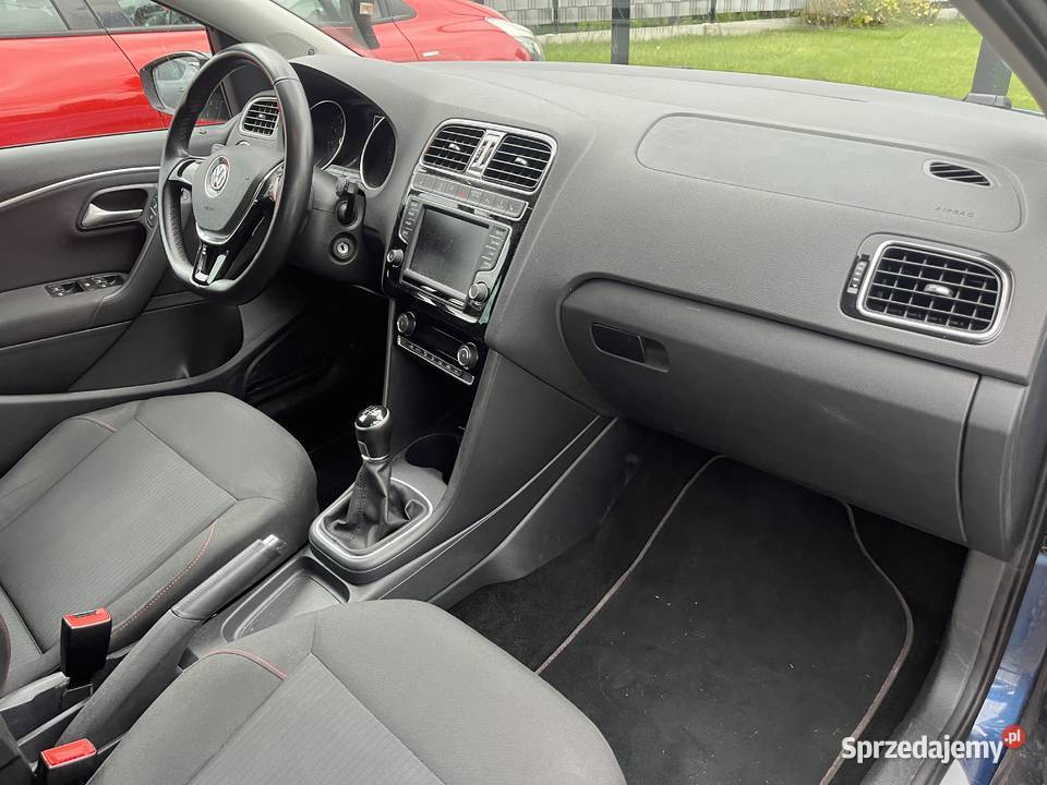 VOLKSWAGEN POLO SOUND 12TSI 2017 Kraków