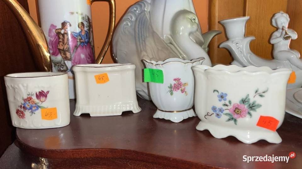 Wykałacznik ecru Z kwiatkami Syg Schwarzenhammer