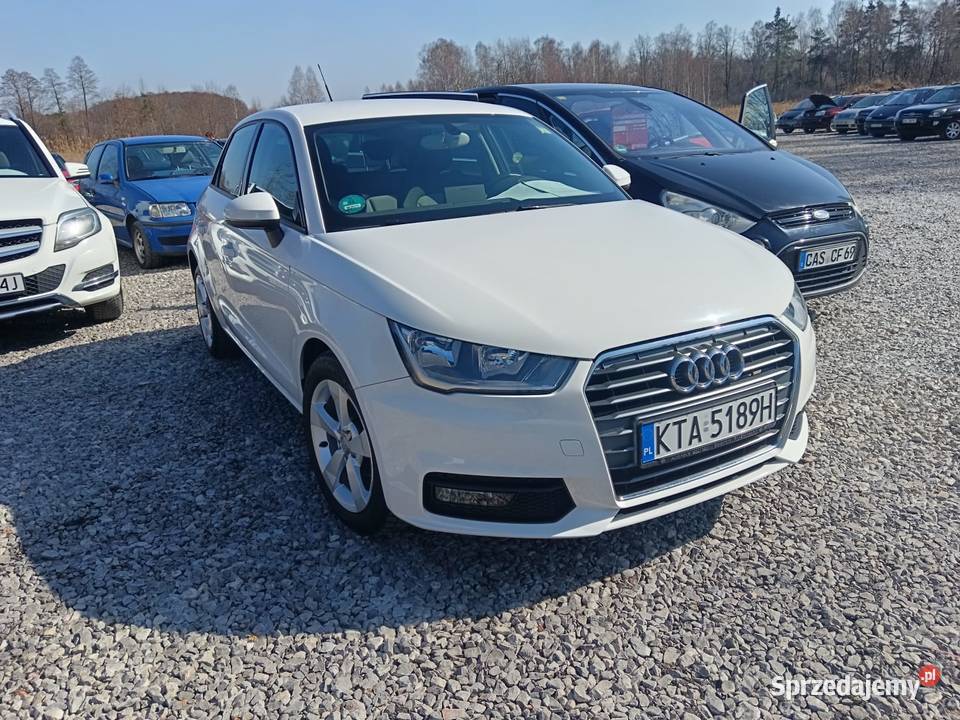 Audi A1 1 właściciel super wygląd oryginalny kurtyny powietrzne Motoryzacja Tarnów