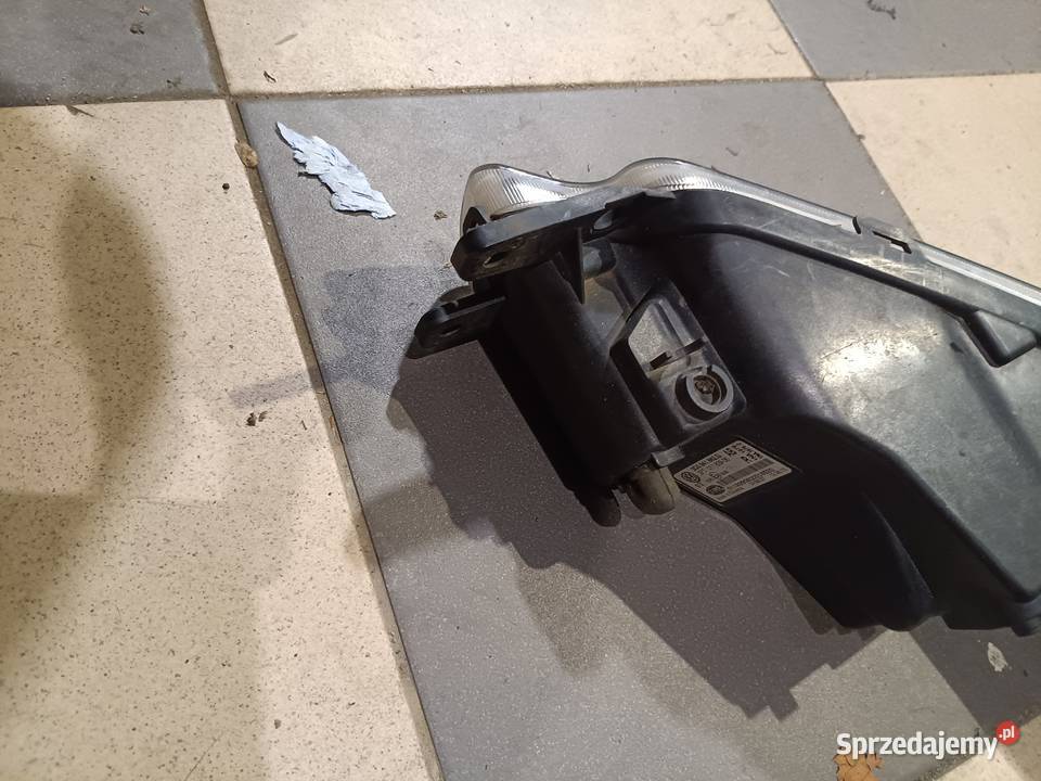 Volkswagen passat b8 halogen prawy lewy Krosno