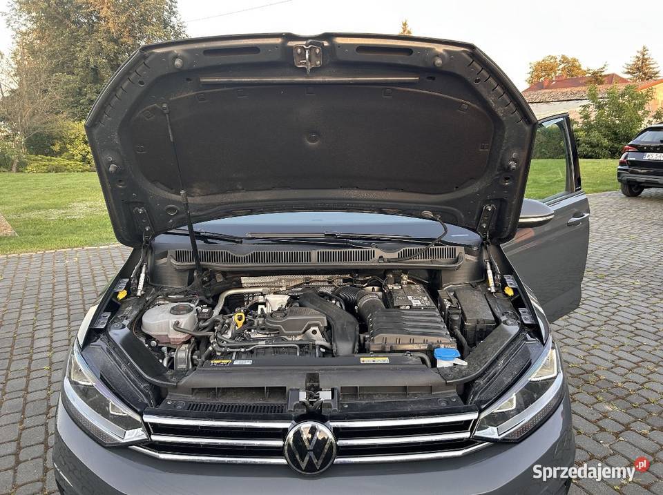 Volkswagen Touran 15 Tsi automatyczna mazowieckie Chodów sprzedam
