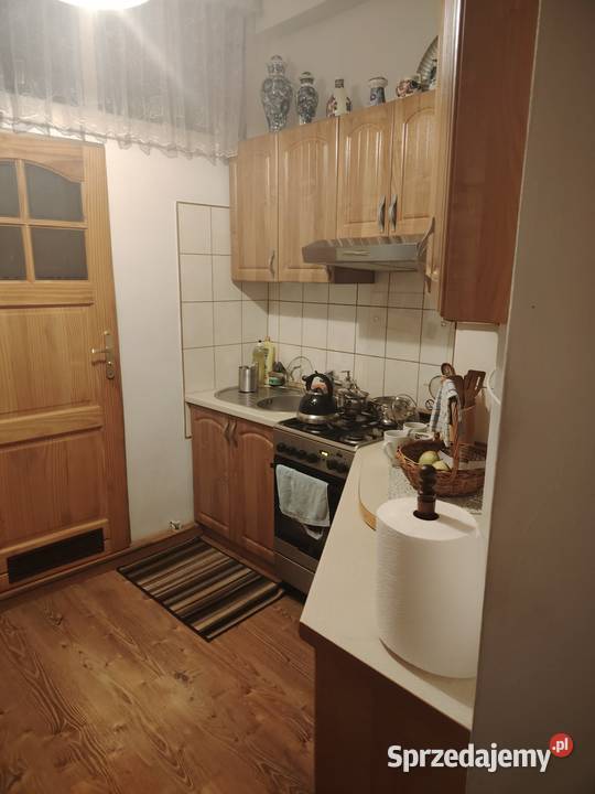 Sprzedaż mieszkania strych Płoty