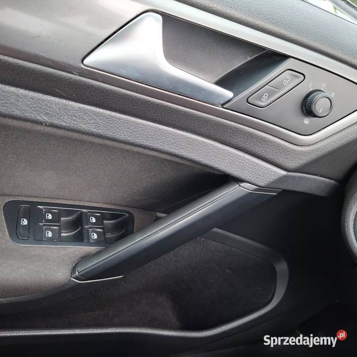 Samochód Golf 7 Bluemotion 12 tsi nieuszkodzony Prokowo