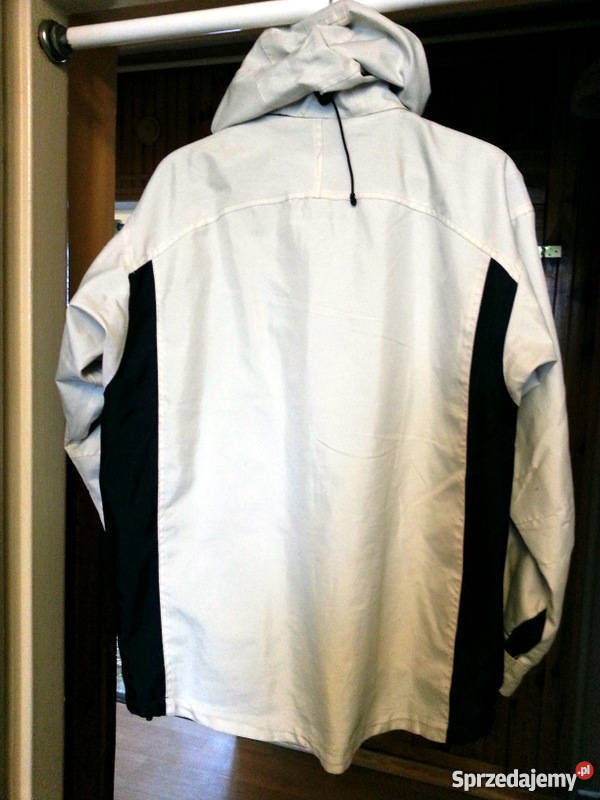 Kurtkawiatrówka beżowoczarna młodzieżowa Zbąszynek