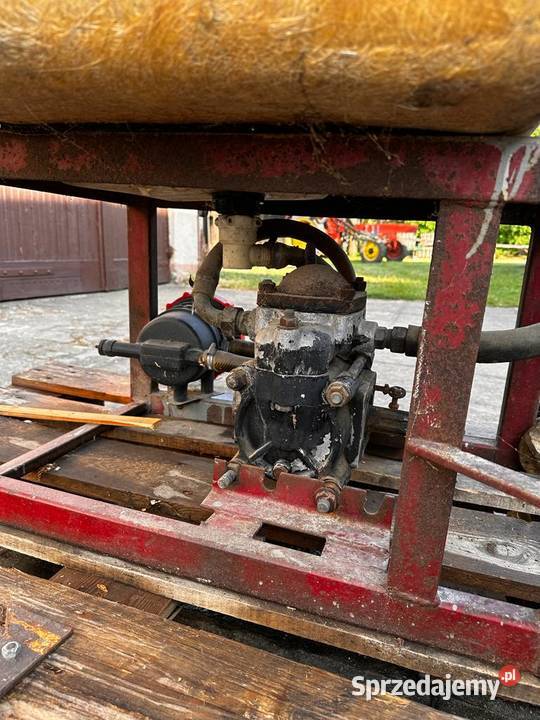 Opryskiwacz 300400l wałek belka 11m 101m Kruszwica
