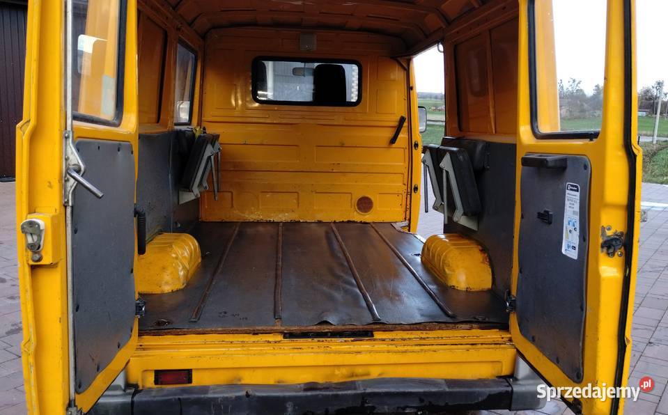 Lublin Intral 3M 2005r model 3324 furgon blaszak Rok produkcji 2005 Sulów sprzedam