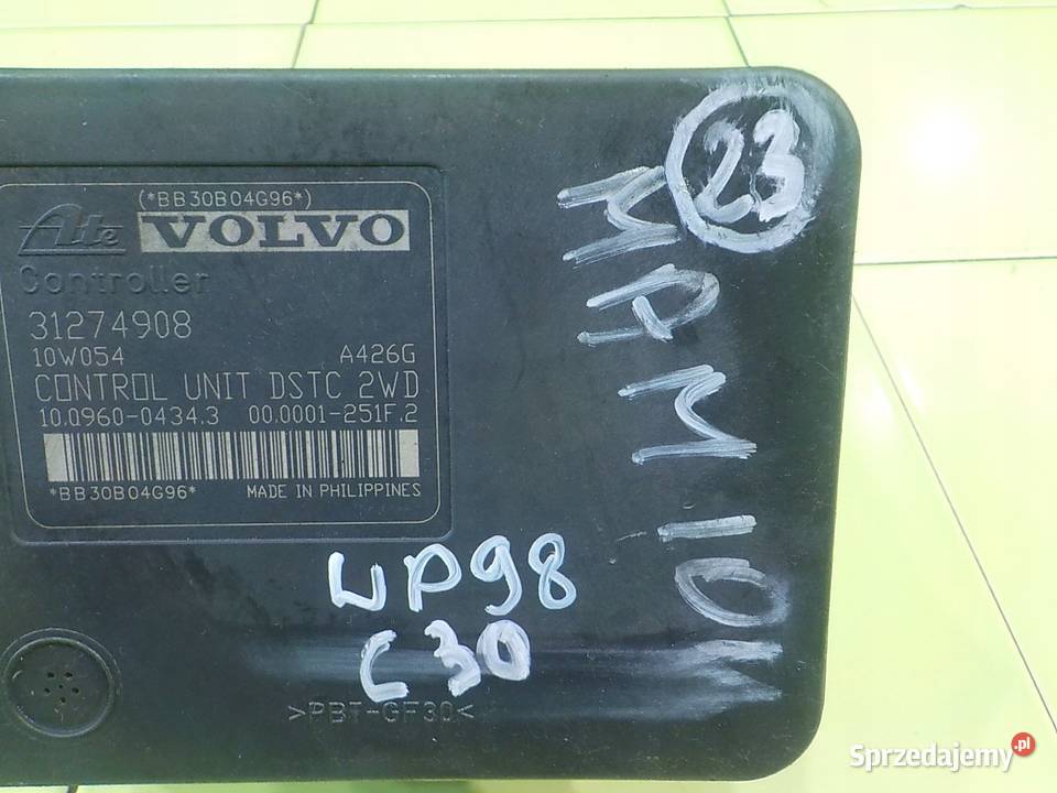 VOLVO C30 LIFT 16 D 10r 3D pompa ABS 31274908 osobowe Suków
