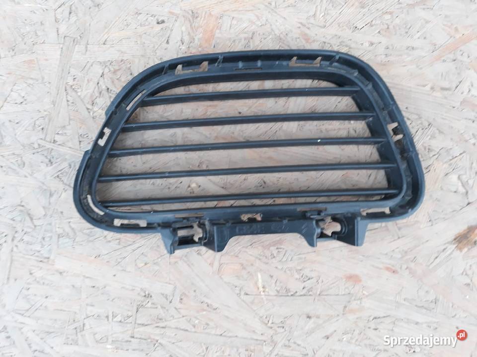 CITROEN C5 AIRCROSS KRATKA PRAWA ZDERZAKA PRZÓD osobowe Międzychód