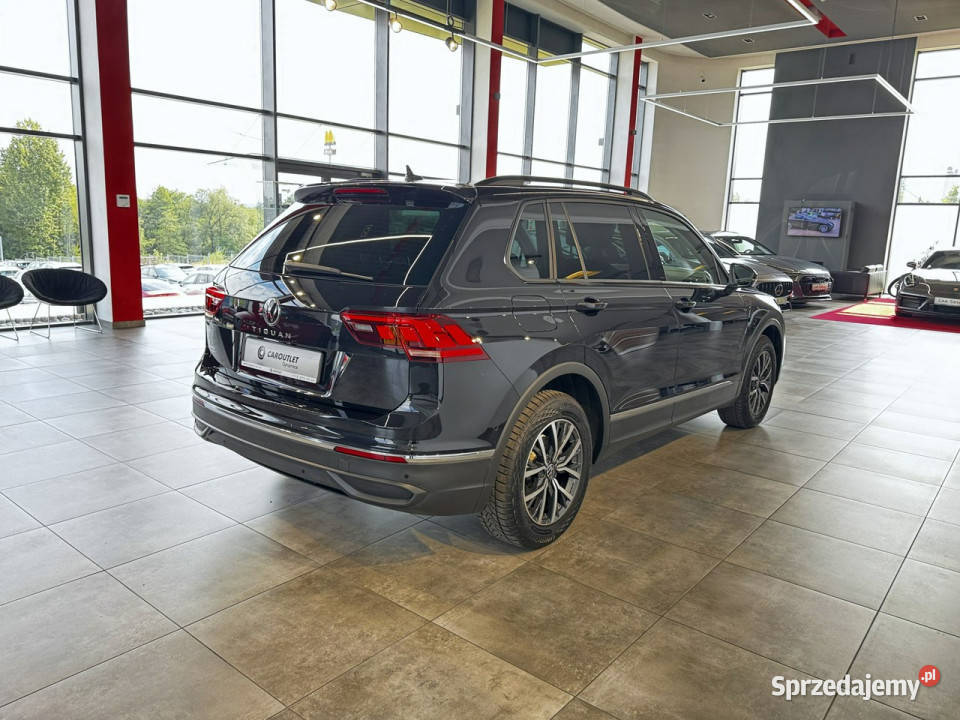 Volkswagen Tiguan Life 15TSI 150 DSG 2023 r relingi dachowe Myślenice sprzedam