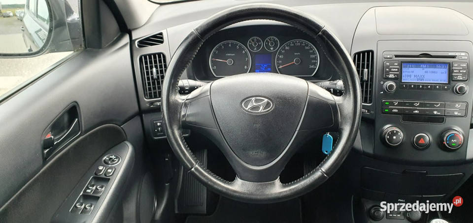 Hyundai i30 Niski przebieg zadbane autoSprawna Zarejestrowany w Polsce Przyszowice