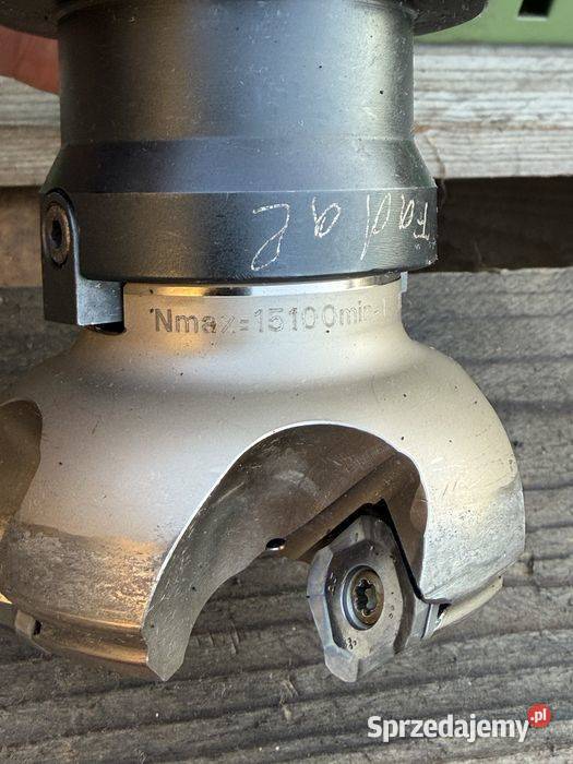 Frez czołowy 75 mm z płytkami na oprawce SK40 Tuliszków