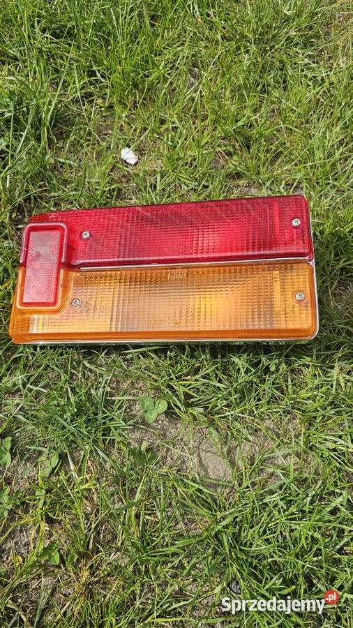 Lampa fiat 125p tyl prawa nowa prl Września sprzedam