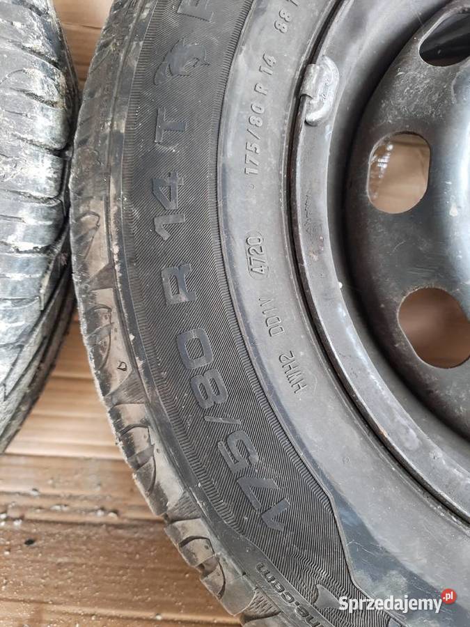 Sprzedam koła do Golfa 4 2 sztuki letnie i 2 Sandomierz