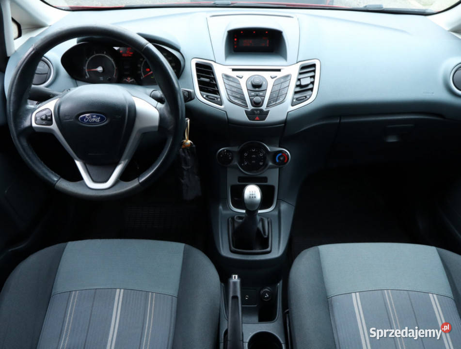 Ford Fiesta 14 nieuszkodzony