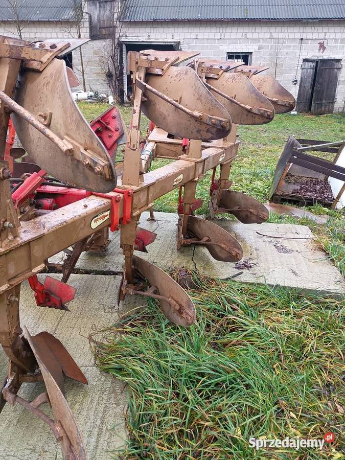 Pług 4 obrotowy gozin nieuszkodzony Garwolin
