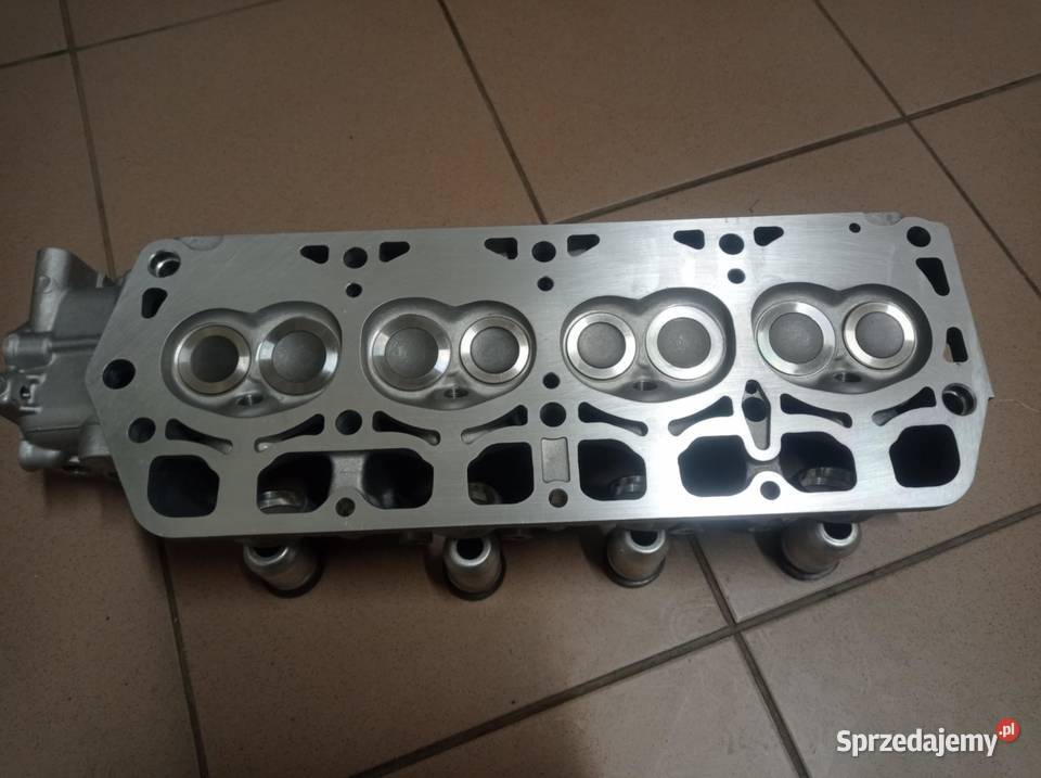 Głowica TOYOTA 4Y 5FG 6FG 7FG 8FG sprzedam