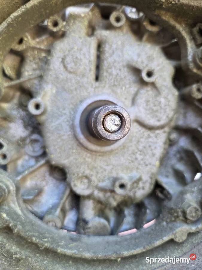 Profesionalna kosiarka Honda hr2150 na części Kosiarki spalinowe Molna sprzedam