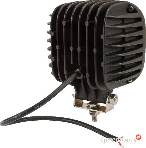 Lampa robocza LED kwadratowa 48W 4000 lm 1030V Do ciągników Kamionna