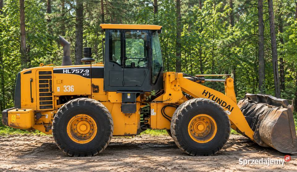 Hyundai HL7579 Motoryzacja Sławienko
