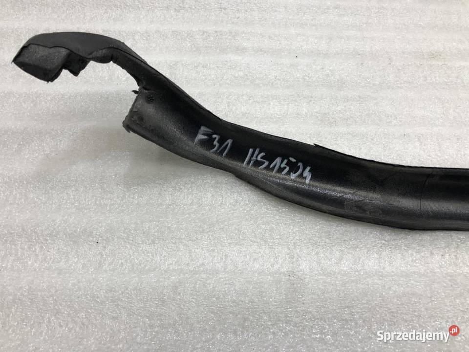 USZCZELKA ŚCIANY BOCZNEJ PRAWA BMW F31 7301070
