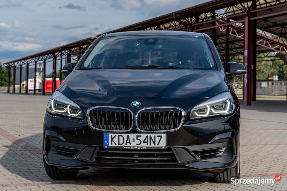 BMW 218D Active Turer niski przebieg Rok produkcji 2019 Szczucin