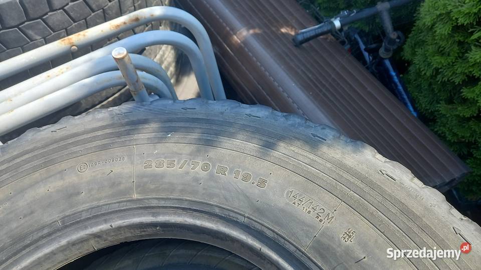 Opony ciężarowe i kolo z felgą 28570195 70 Kórnik