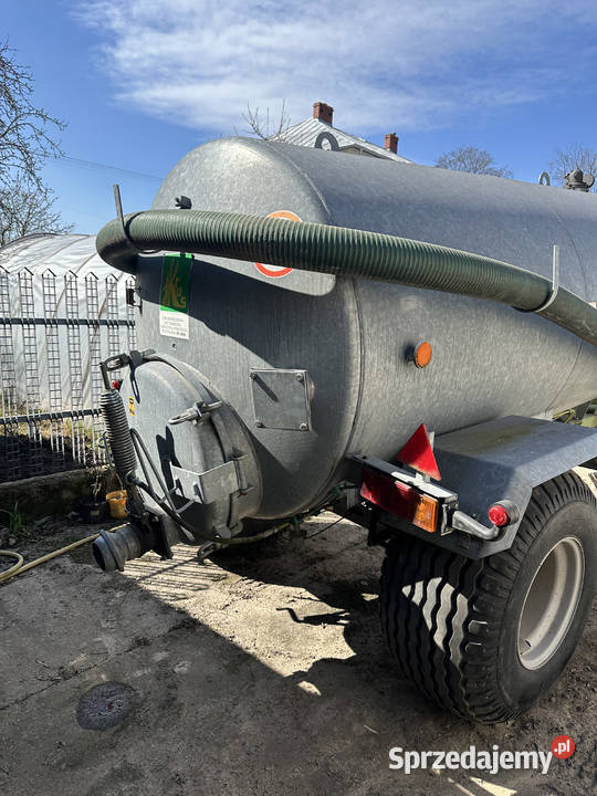 Wóz asenizacyjny beczkowóz T5076 POMOT Wiśniew