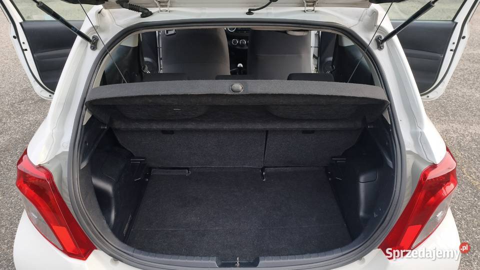 Toyota Yaris 10