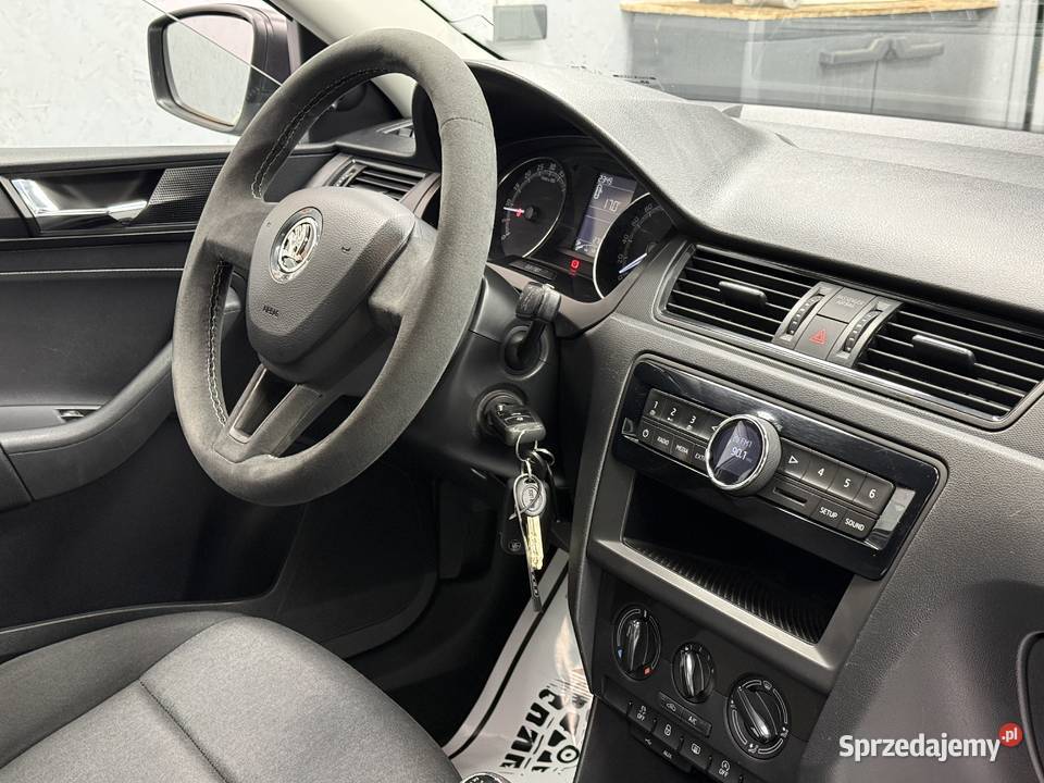 Skoda RAPID 16TDI 5L100 salon pełna historia Škoda Poznań