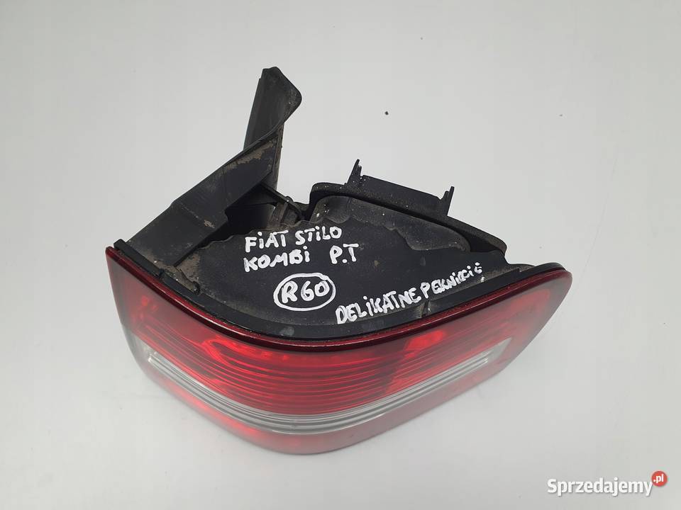 LAMPA PRAWA Fiat Stilo kombi 0107r TYLNA prawy Rudka