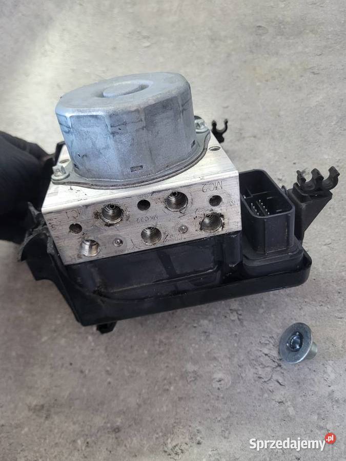Honda GOLD WING GL1800 SC79B 1823 OEM POMPA ABS Nowy Tomyśl