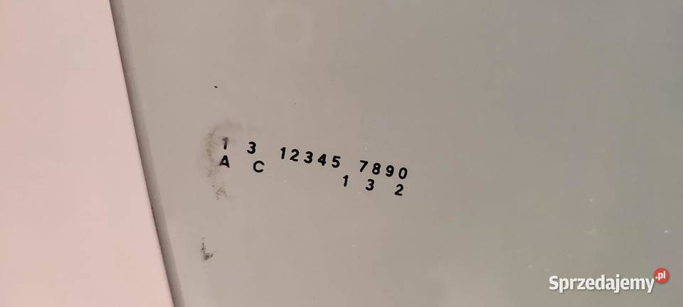 MERCEDES X117 CLA SZYBA PRAWY PRZÓD 2015 dolnośląskie sprzedam