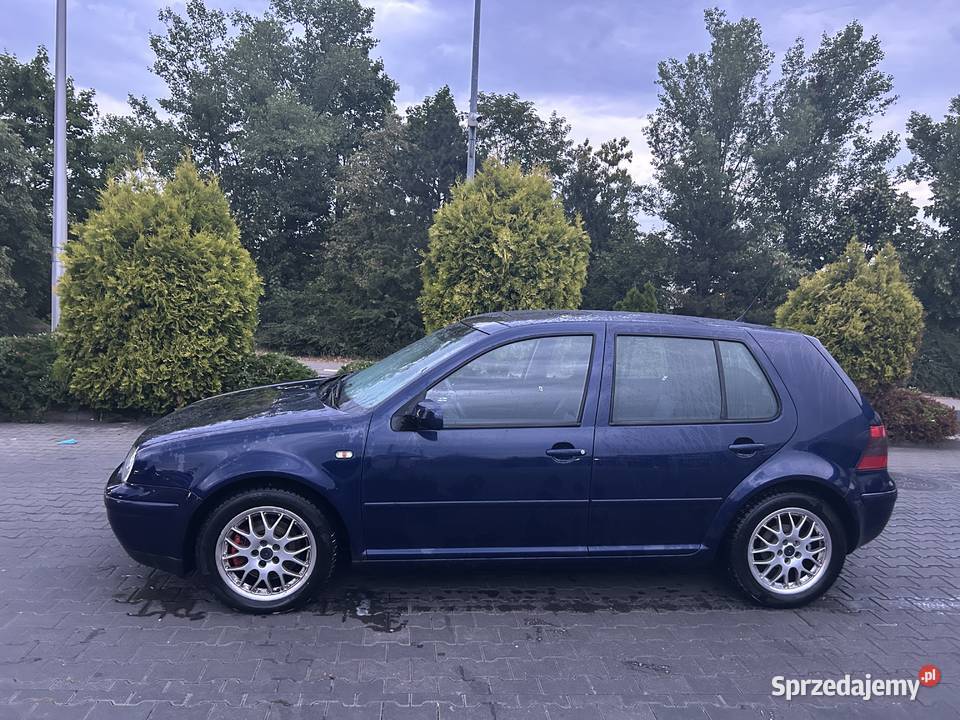 Volkswagen Golf IV 18T 1999 r Nowe opony 195000km opolskie Opole sprzedam