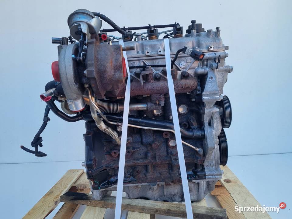 SILNIK KOMPLET Hyundai Elantra V 16 CRDI 128