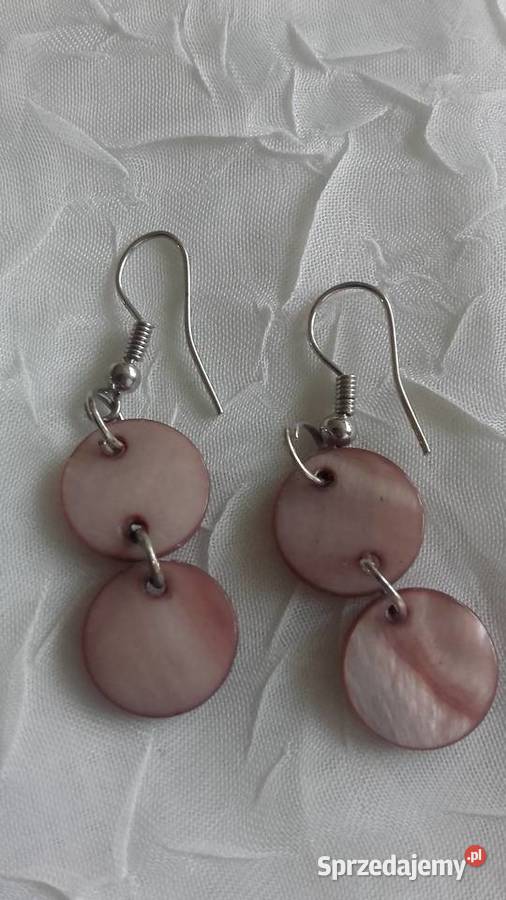 KOLCZYKI Z BEŻOWEJ MASY PERŁOWEJ Piła