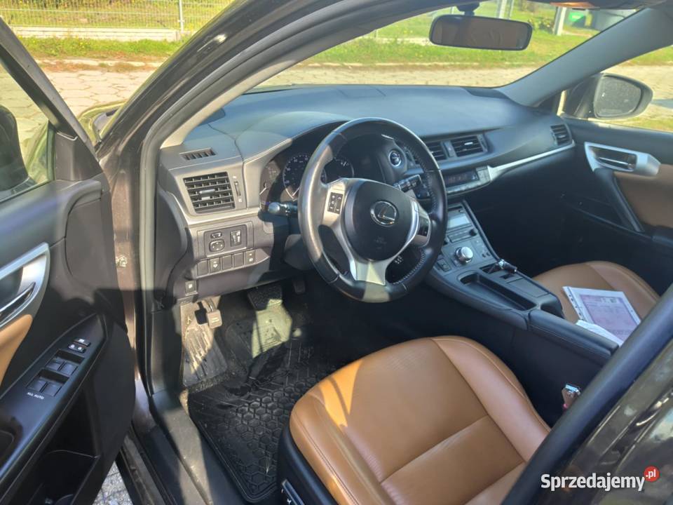 Lexus CT200H prywatnie wielofunkcyjna kierownica Chełm