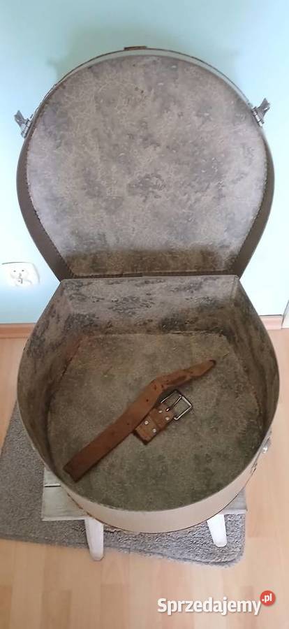 Stary kufer na kapelusze z lat 30 tych Kraków sprzedam