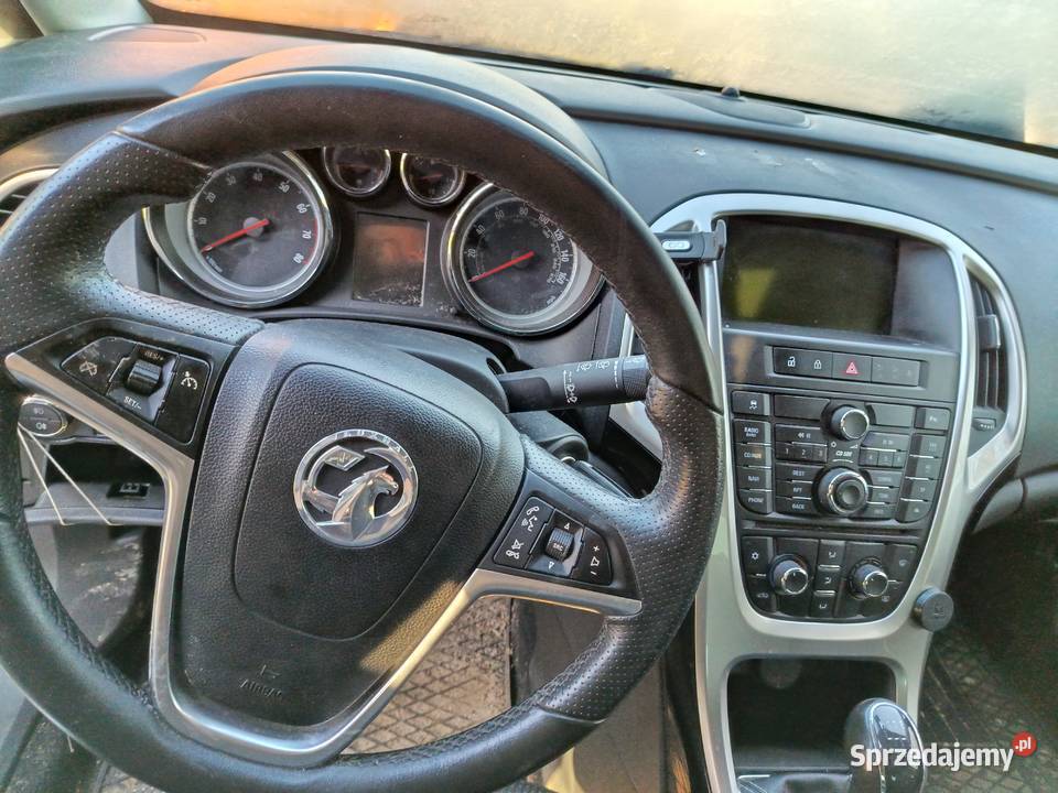 Opel Astra J 2011 r dawca części kod lakieru Z osobowe wielkopolskie Szklarka Myślniewska