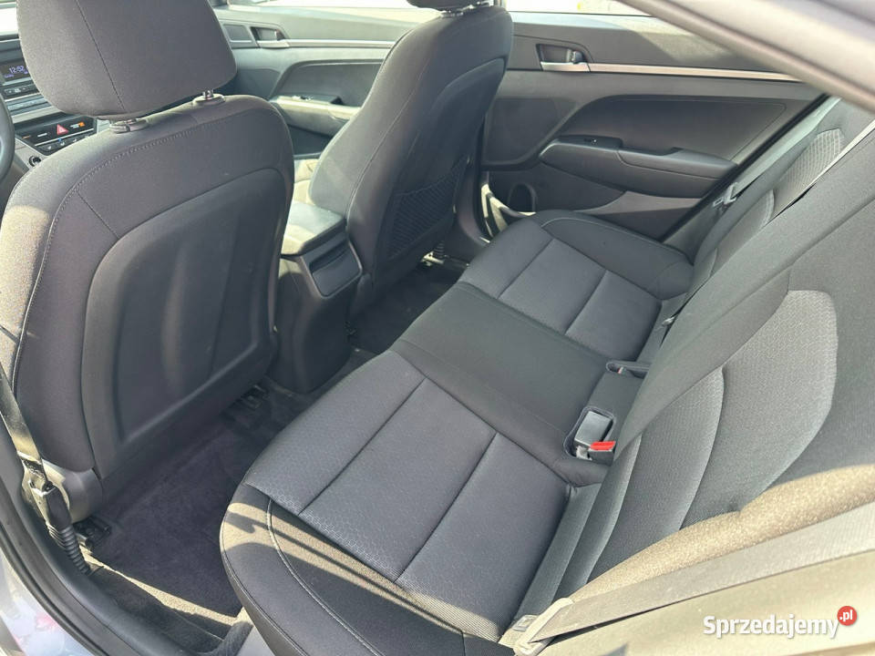 Hyundai Elantra 20B Grzane fotele Stan Idealny nieuszkodzony Ostrowiec Świętokrzyski