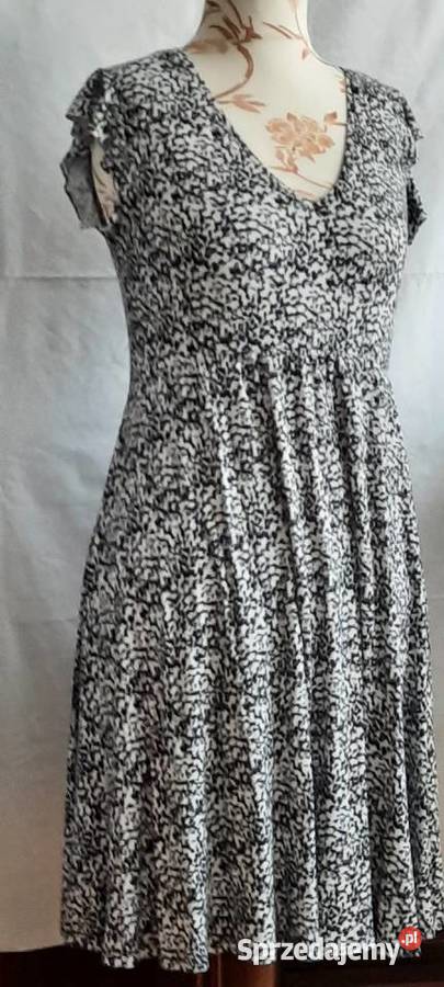 Sukienki na każdą okazję śląskie Częstochowa sprzedam