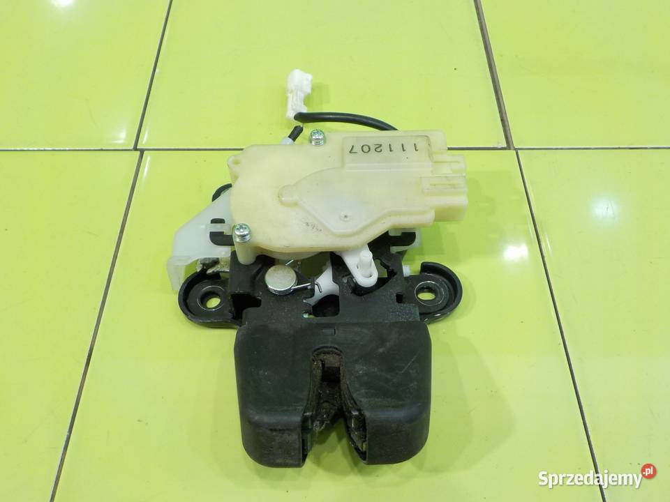 HONDA INSIGHT II 13 IMA 12r 5D zamek klapy tyl osobowe mazowieckie Suków