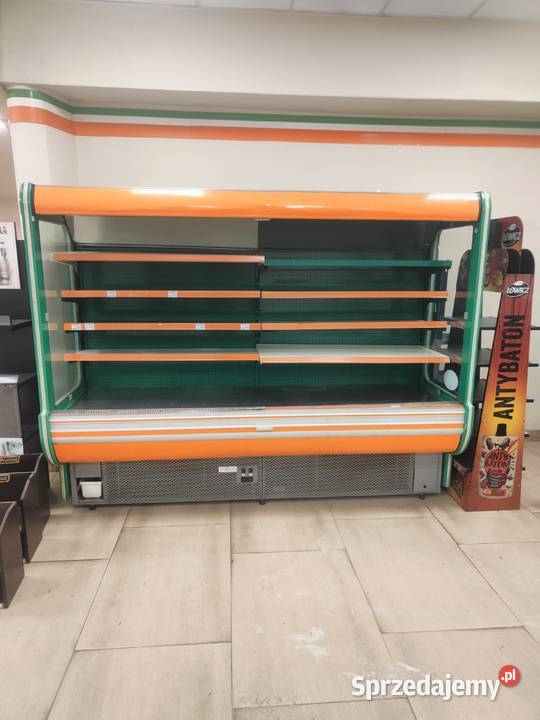 Regał Chłodniczy do Warzyw wędlin serów Wałcz