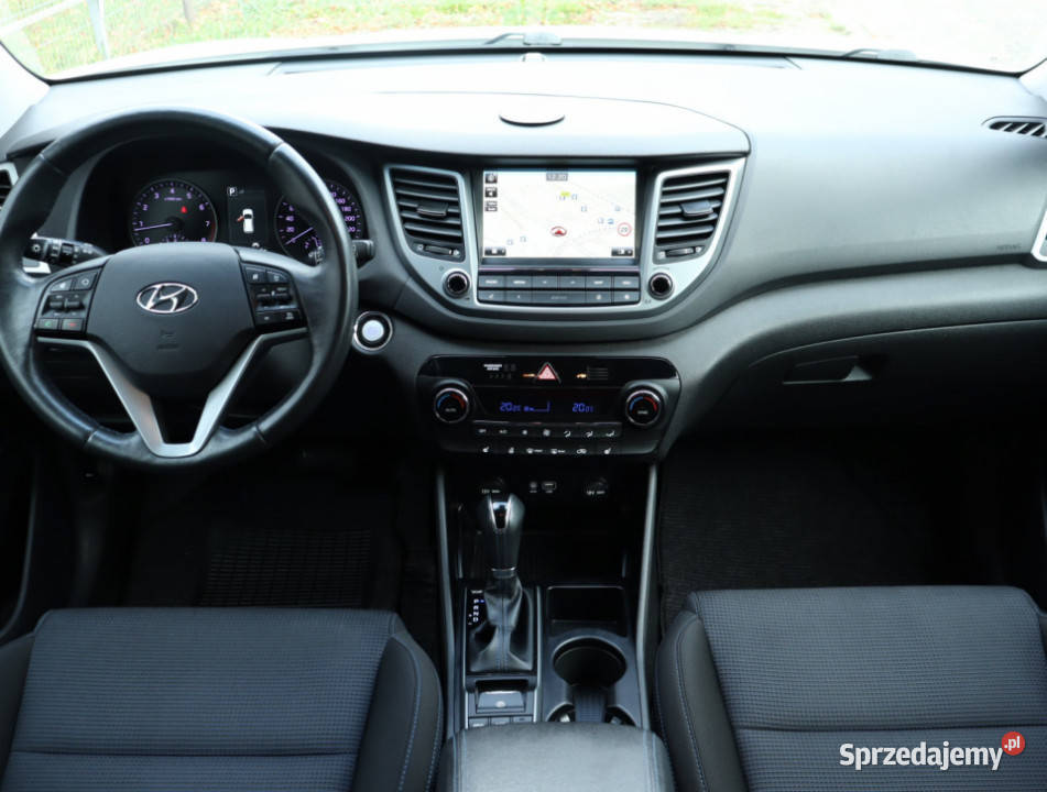 Hyundai Tucson 16 TGDI przyciemniane szyby