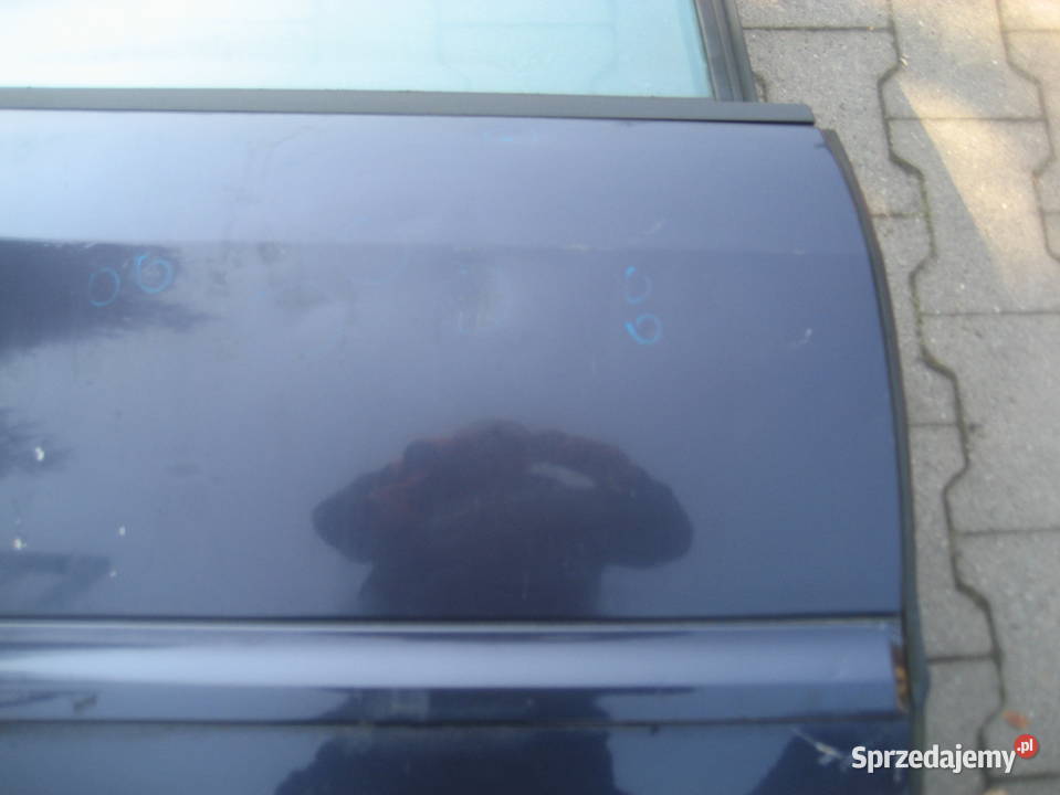 vw passat b4 kombi 9396r drzwi tył prawe sprzedam