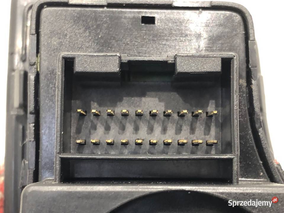 WŁĄCZNIK ŚWIATEŁ HYUNDAI i40 933003Z100 PRZYCISK Części samochodowe sprzedam