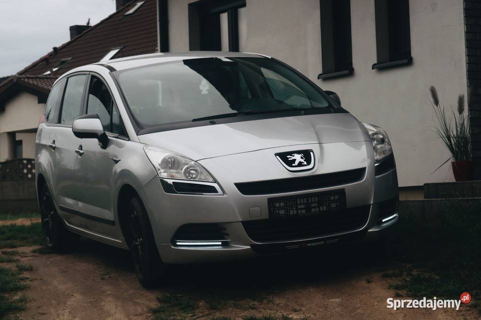 PEUGEOT 5008 DO NEGOCJACJI 147000km Gniezno