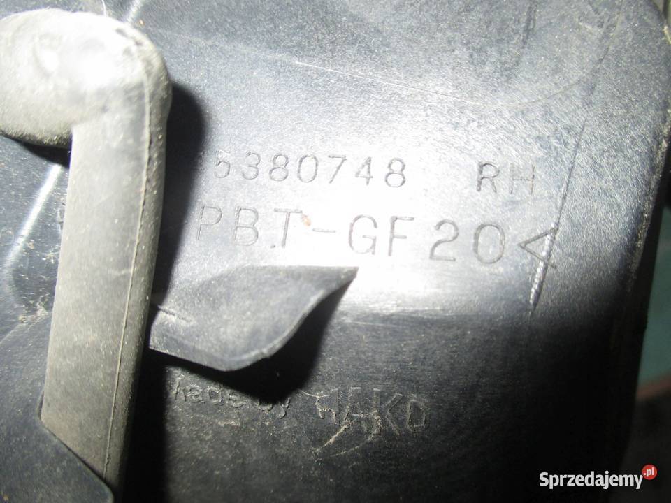 LANCIA DELTA SE III LIFT 13r halogen prawy sprzedam