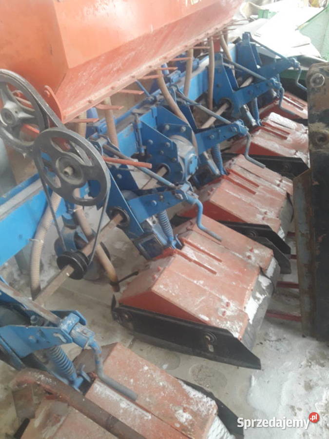 Glebogryzarka międzyrzędową firmy BADALINI Piaski